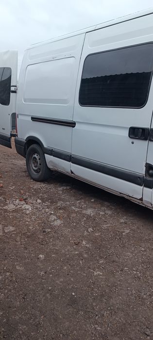 Опель мовано 2003р