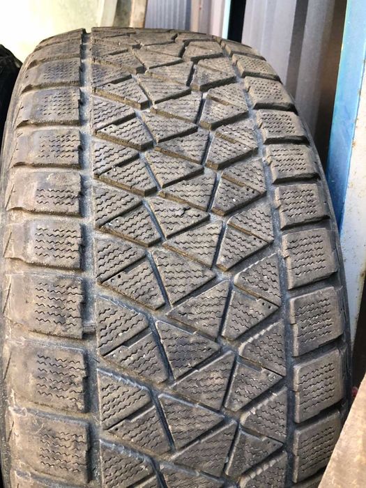 255/55 R 18 Bridgestone Blizzak DM-V2 109T XL 4мм б/у -2шт