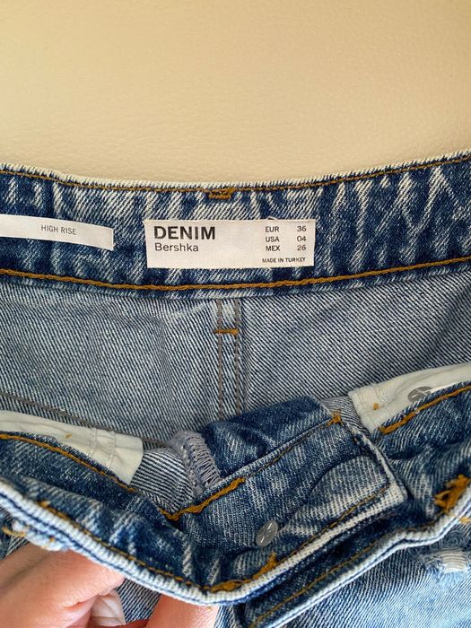 Calções Bershka ganga