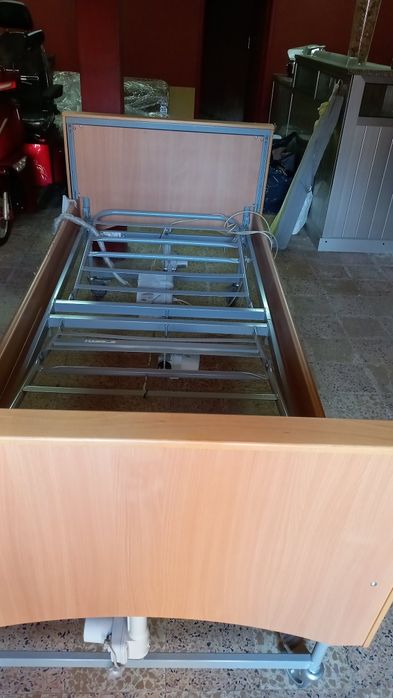 Cama articulada usada