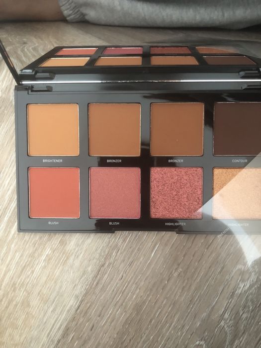 Morphe palleta do twarzy
