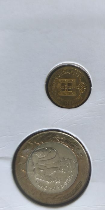 Moeda 200 escudos e 1 escudo unc