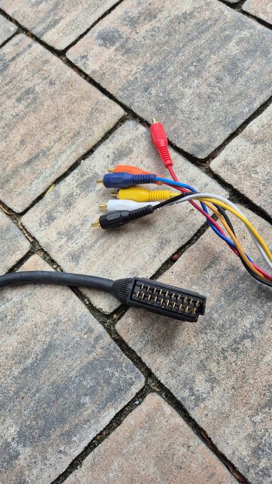 Przewód SCART (EURO) – 6x RCA (cinch) 1 m
