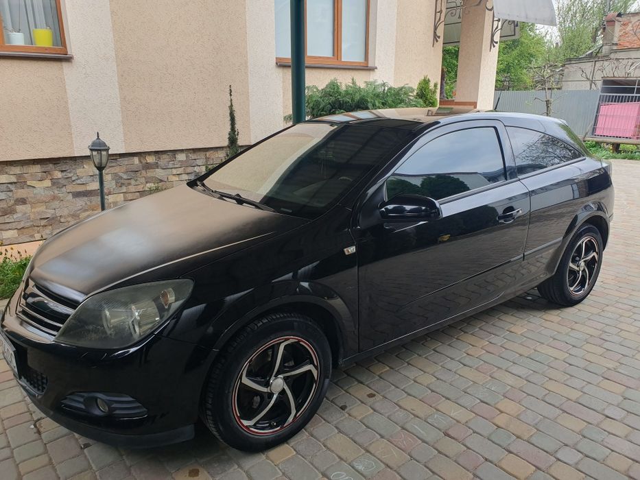 Opel  Astra  GTC