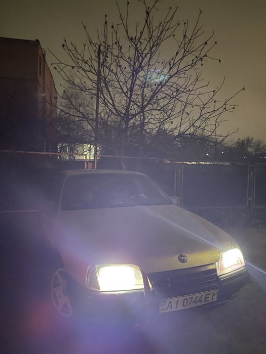 Opel omega A . Опель омега А