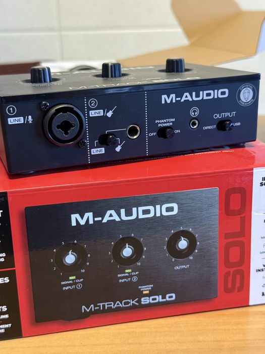 Shure mv7x xlr + M-audio solo