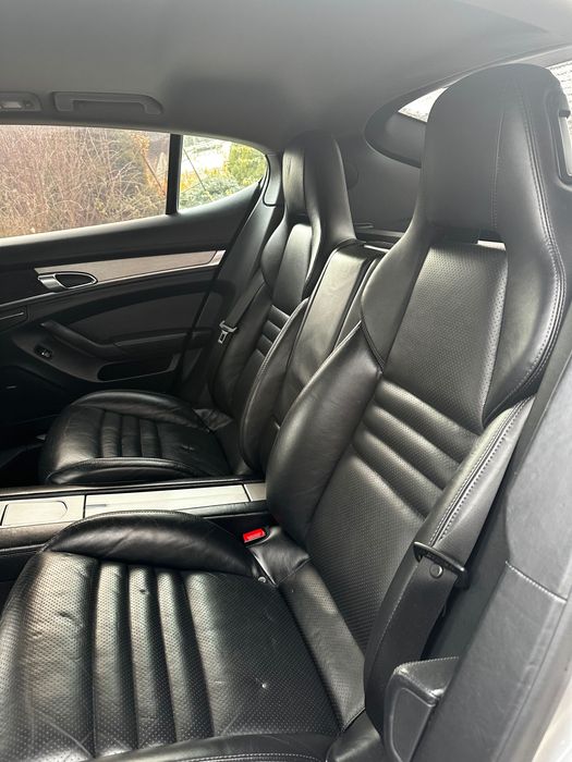 Porsche Panamera 4S