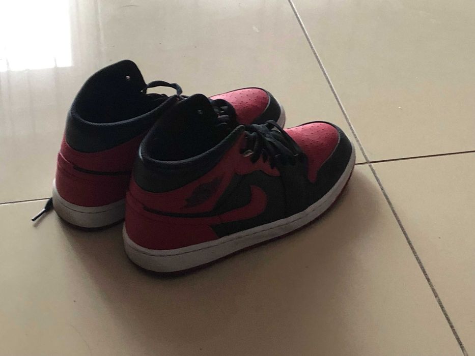 Nike Air Jordan 1 RETRO Mid Banned