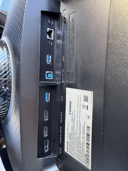 Монітор Samsung 32' Odyssey G6 S32BG650 (LS32BG650EIXUA) / VA / 240 Гц