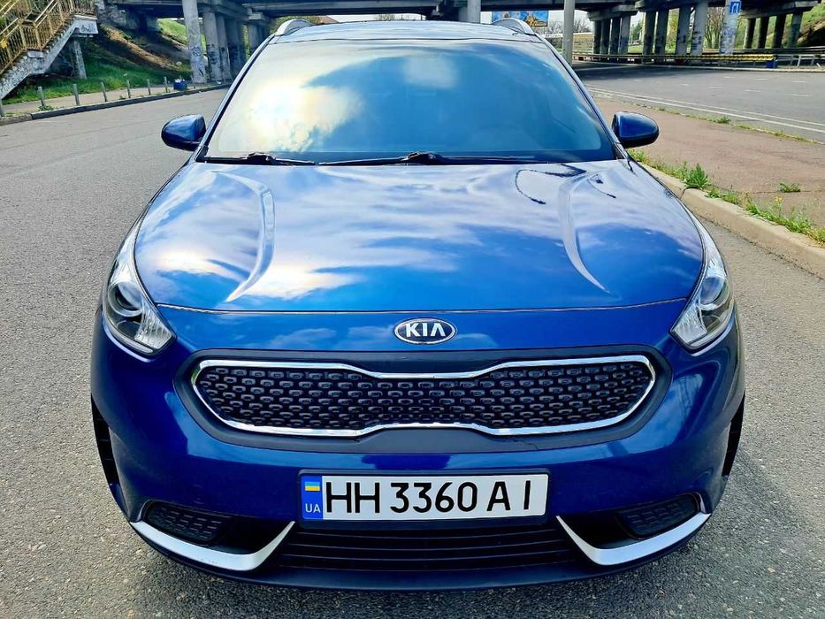 Kia Niro гибрид 1.6