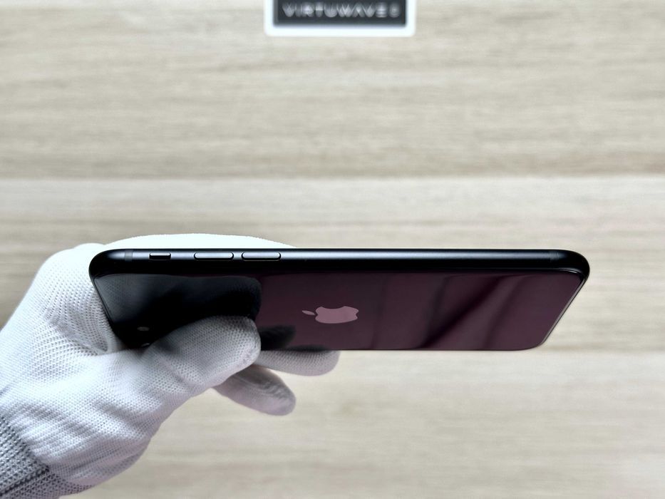 iPhone SE (2 gen. 2020) 64GB – Czarny – 100% Baterii (nowa, 0 cykli) – 30 dni gwarancji