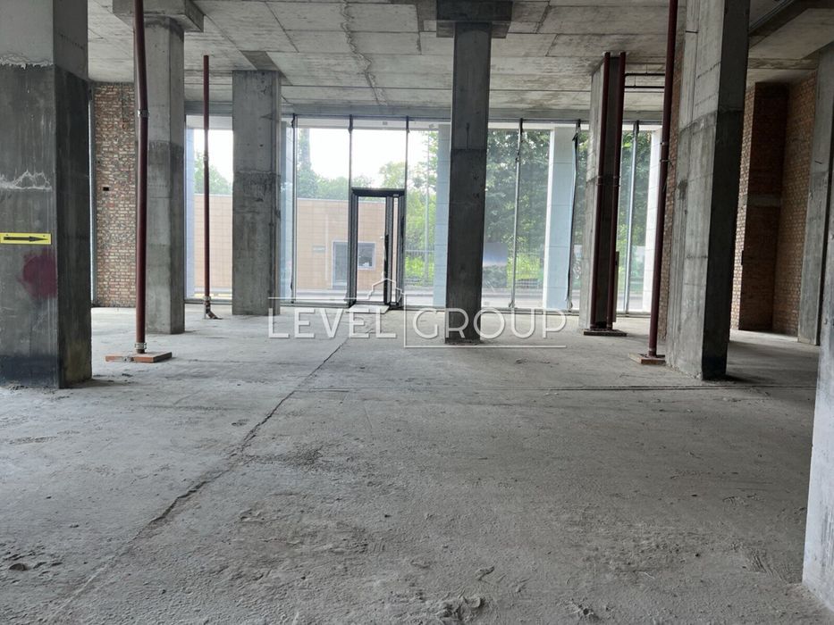 Оренда фасадного приміщення 530 м2, ЖК Crystal Park Tower.