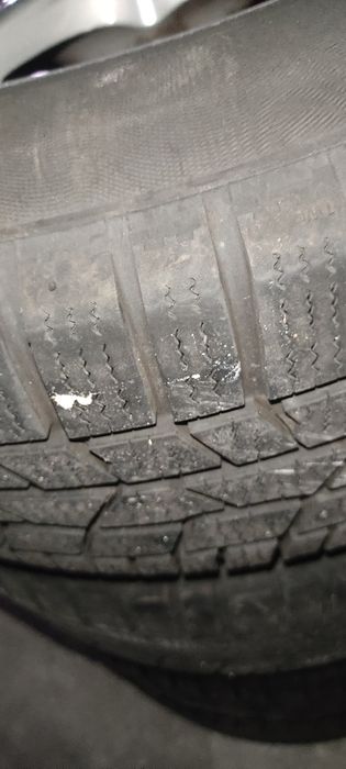 Jantes alumínio com pneus 205*60R16