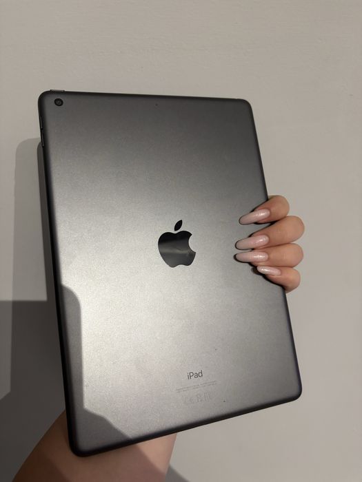 Ipad 9 generacji - srebrny 64GB