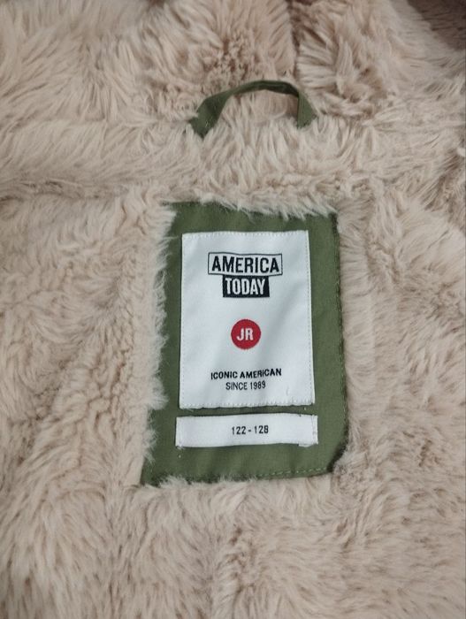 Куртка парка  для хлопчика. 128 Стан супер.