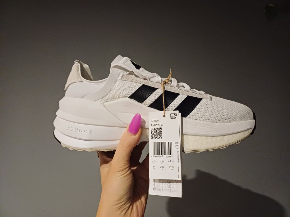 Buty Adidas Averyn X