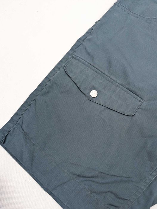 Fjallraven niebieskie spodenki 42 M