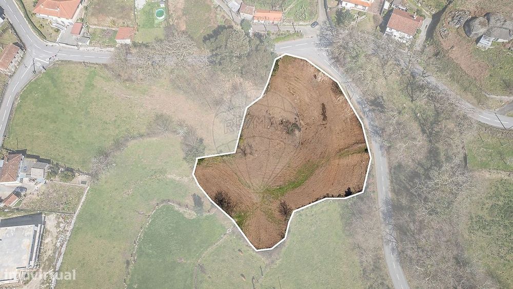 Terreno  para venda — Fonte Arcada E Oliveira, Braga