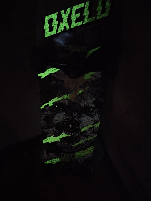 Skate OXELO Fluorescente usado em bom estado