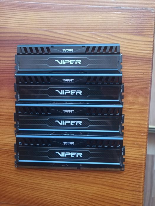 Оперативна память Patriot Viper ddr3 16гб(4х4) 1866MHz