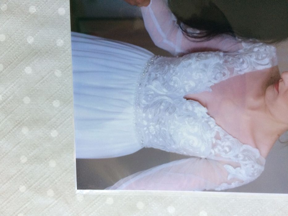 Suknia ślubna z długim rękawem