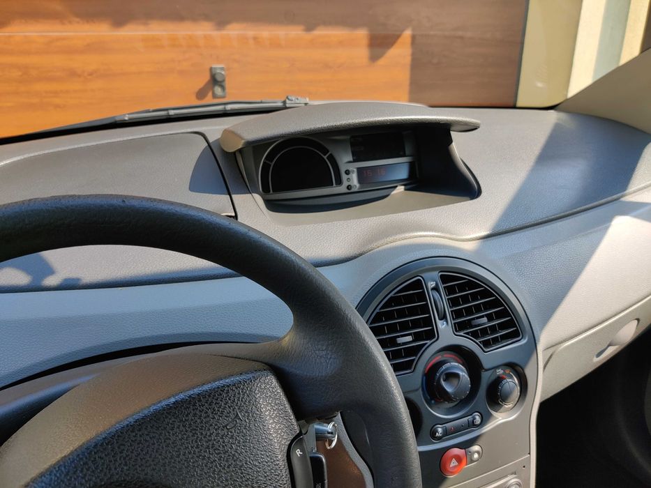 Renault Modus Grand 2012