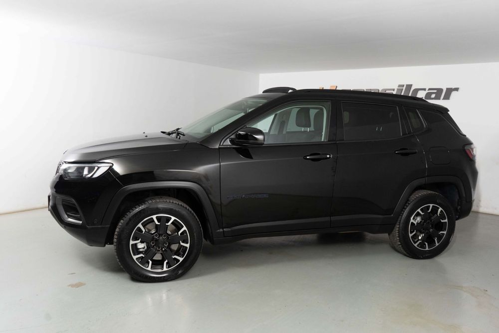 Jeep Compass 1.3 TG Trailhawk