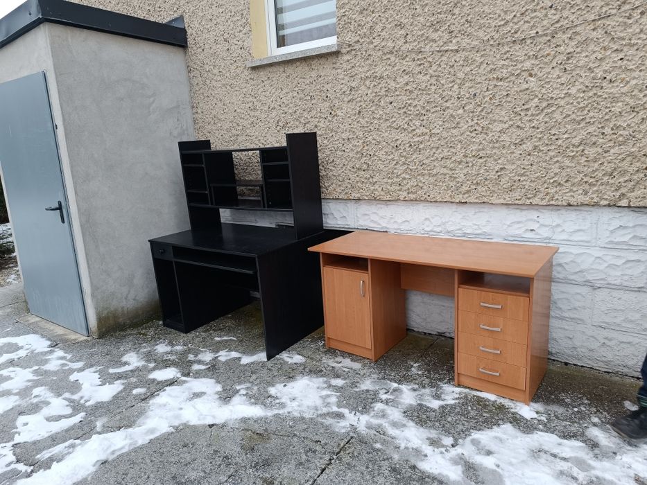 Oddam biurka używane