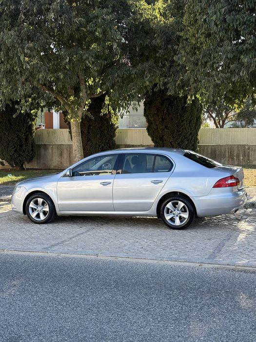 Skoda Superb 1.9 TDI 105cv — 2010 — Único Dono