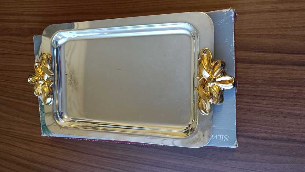 Elegante Travessa Banhada a Prata - Brilho Impecável