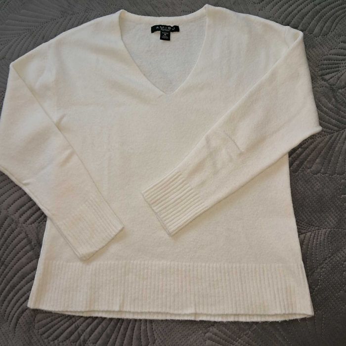 Sweter damski biały