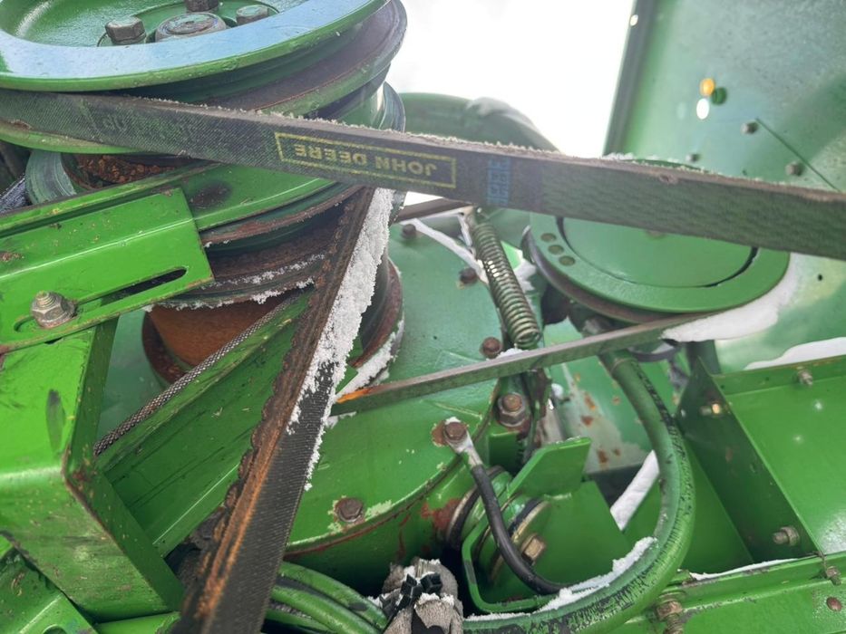 Комбайн свіжопригнаний John Deere 1052