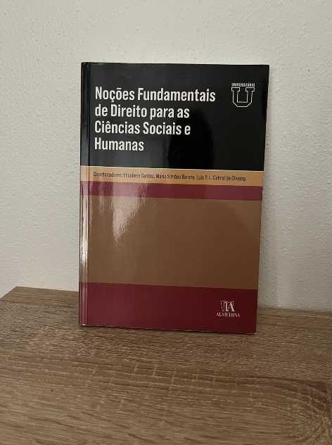 Noções Fundamentais de Direito para as Ciências Sociais e Humanas