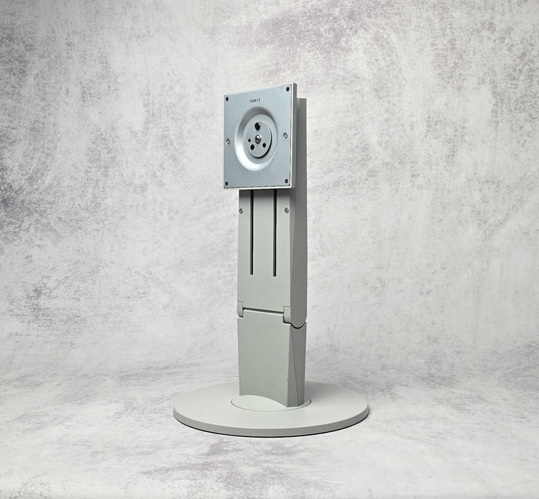 Підставка для монітора 22-24" універсальна 100x100 є кількість