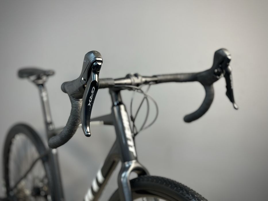 Гравел Giant Revolt M GRX