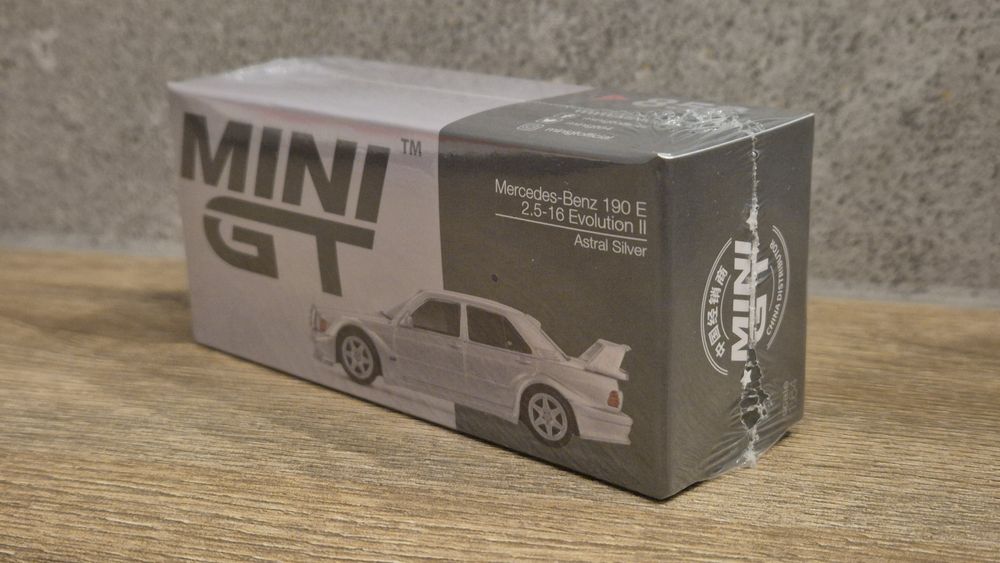 Mini GT Mercedes 190E 2.5 Evolution II Astral Silver Evo II MiniGT