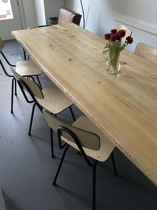 Mesa grande de madeira – 240cm x 80cm