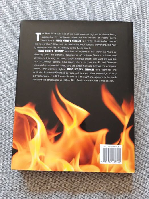 Livro "Inside Hitler's Germany" de Matthew Hughes e Chris Mann