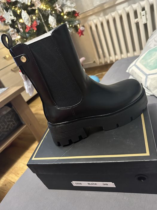 Botki czarne nowe