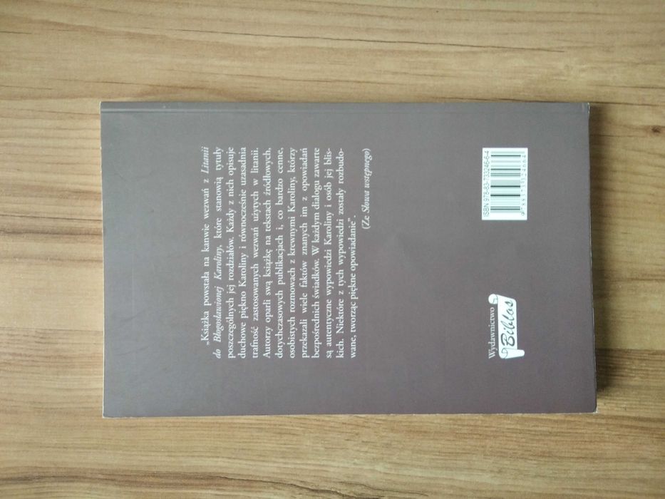 Książka " Karolina, Niezwykłe życie zwykłej dziewczyny"