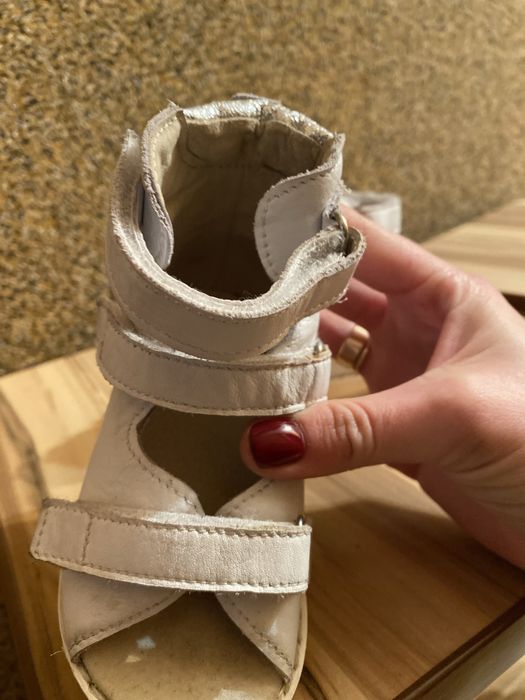 Ортопедичні босоніжки Kena