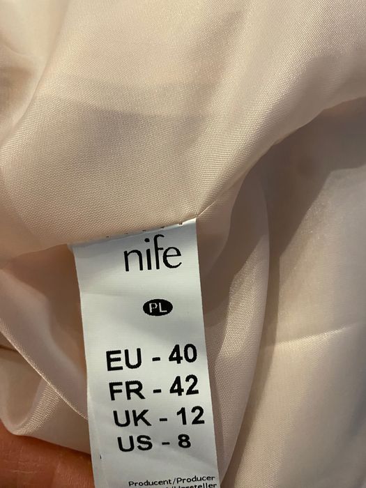 Damski żakiet pudrowy