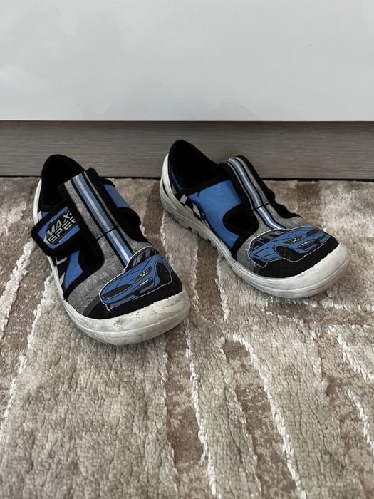 Кросівки, бутси, сандалі, макасіни. 29, 30, 31, 32р!