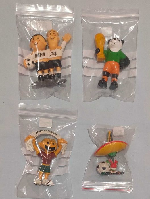 Figuras - PVC -SONNY ANGEL-MacDonalds-Maia Borges- Publicidade-Futebol