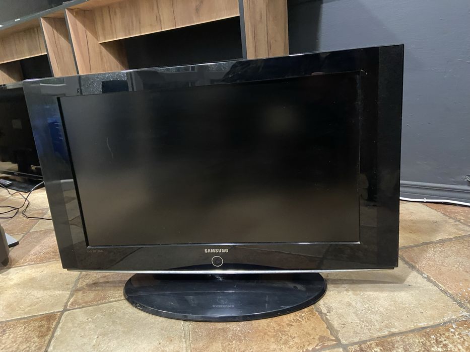 Самсунг 32 дюйми