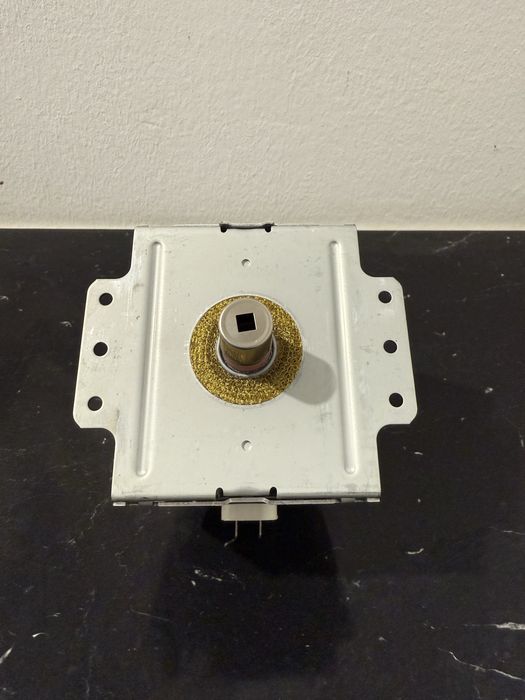 Magnetron microondas
