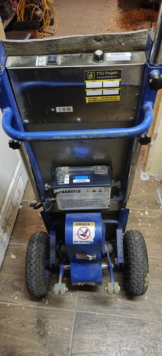 Elektryczny schodołaz towarowy do 300kg