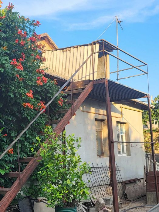 Продам добротний будинок