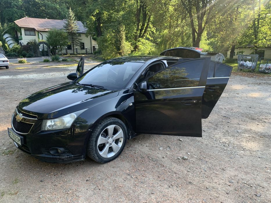 Шевроле круз LT 2009рік