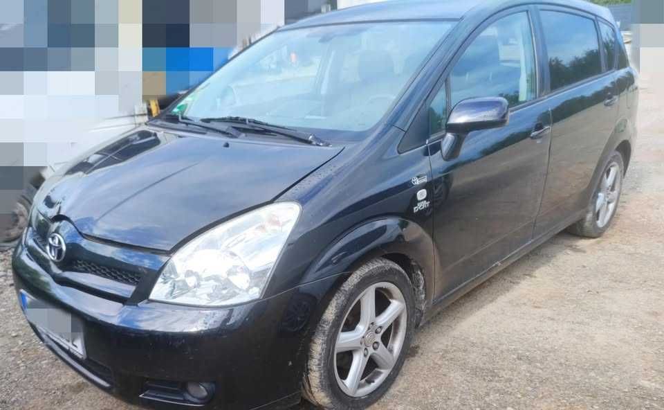 CZĘŚCI Toyota Corolla Verso 2.0 D-4D